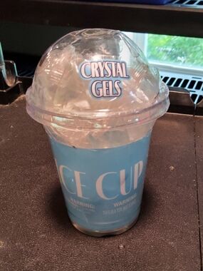 Sunny Days Ice Cup - Clear Gel Cubes in Blue Cup